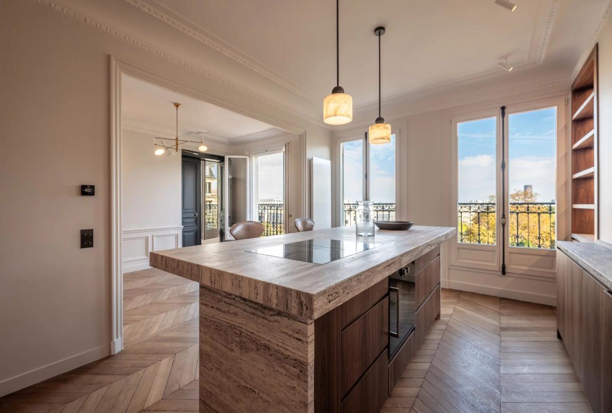 Par133 - Appartement luxueux de 4 chambres