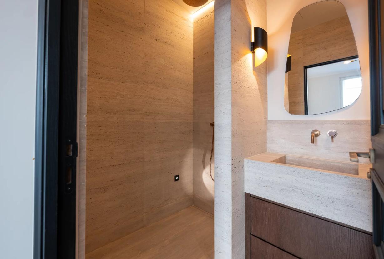 Par133 - Appartement luxueux de 4 chambres