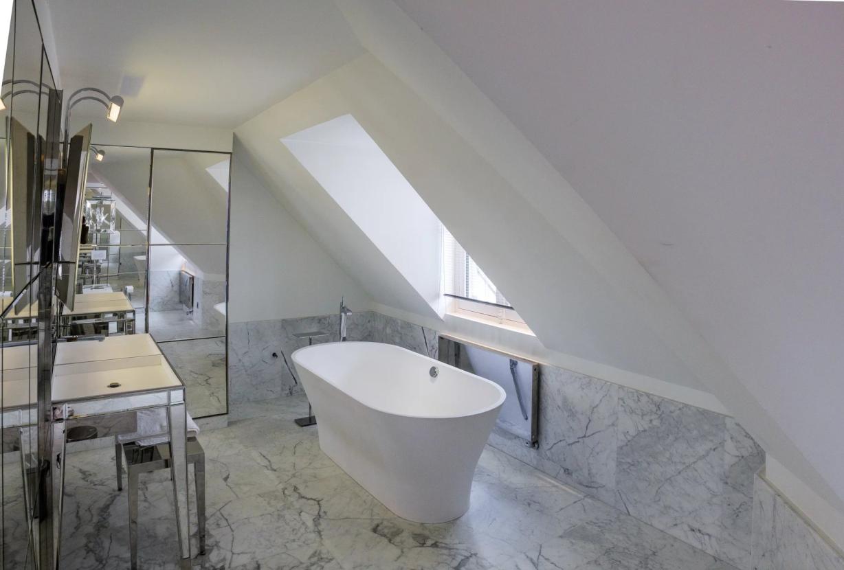 Par007 - Penthouse en Venta en un Palacio Parisino