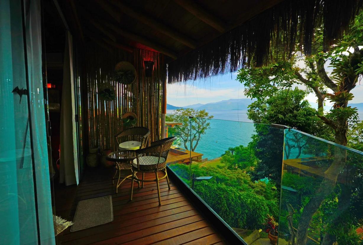 Ang064 - Maison de luxe en bord de mer à Angra dos Reis