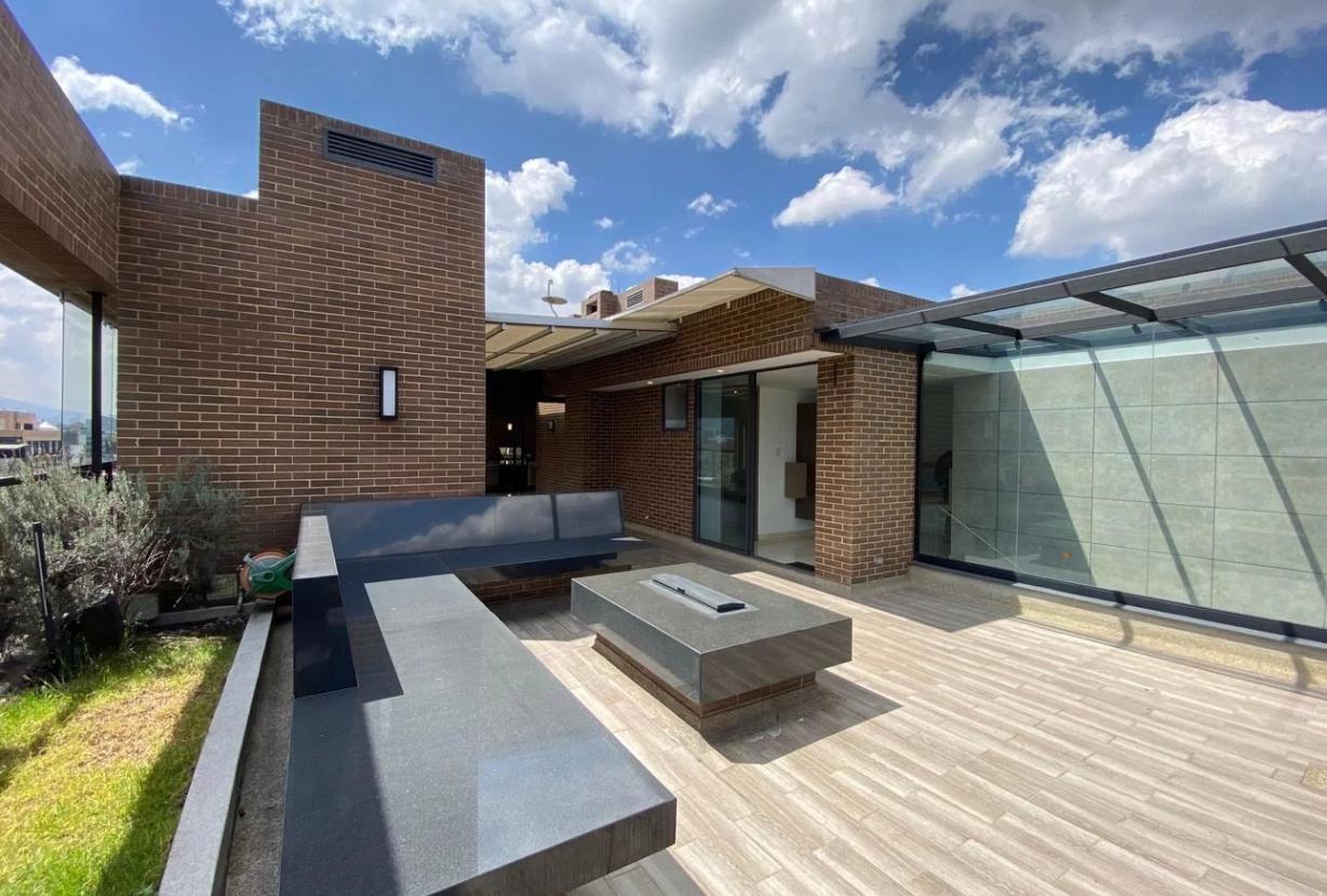 Bog023 - Appartement duplex de luxe avec terrasse à El Virrey, Bogotá