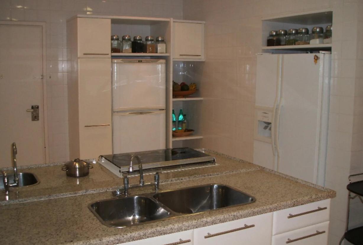 Rio588 – Apartamento de 354m² de frente para o mar em Copacabana