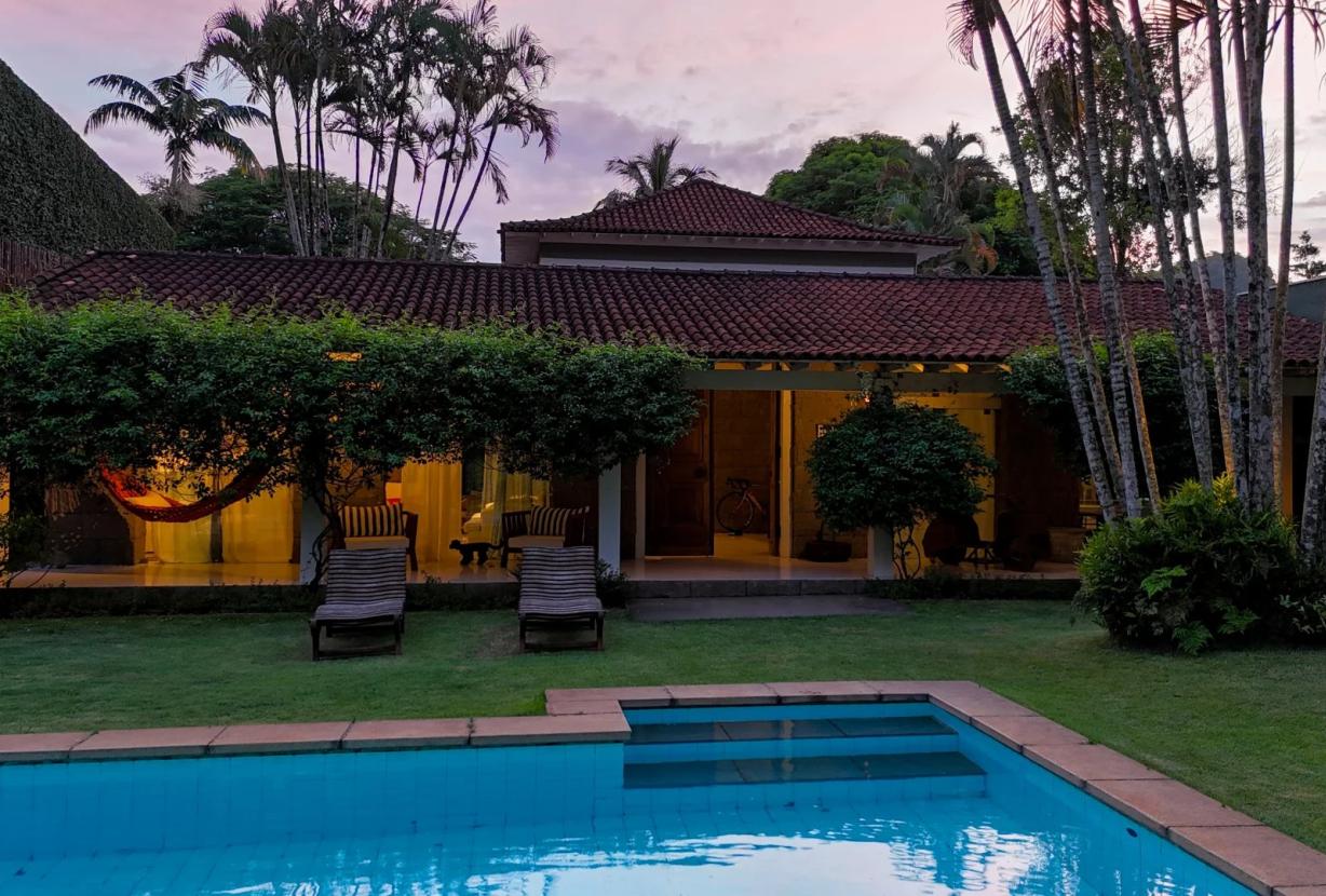 Rio193 - Casa com piscina no Itanhangá