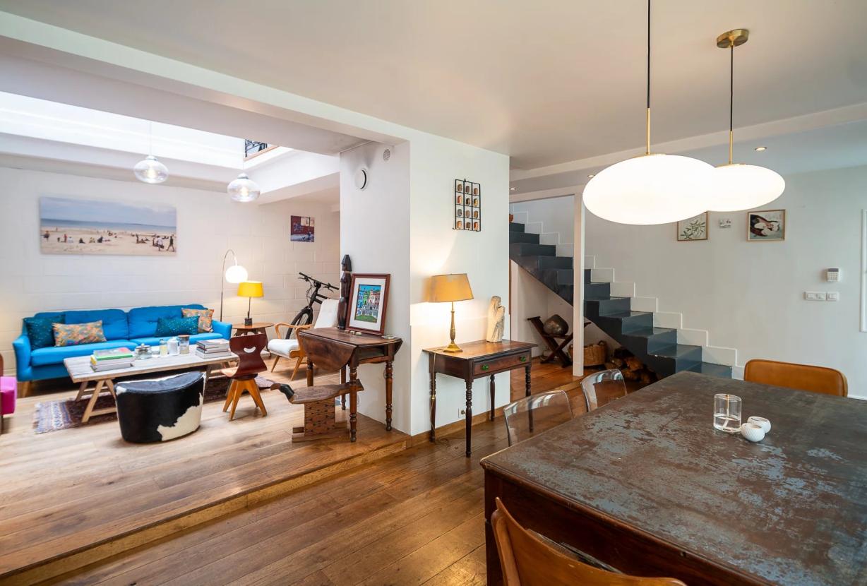 Par036 - Maison de ville avec terrasses en plein cœur du 17e arrondissement
