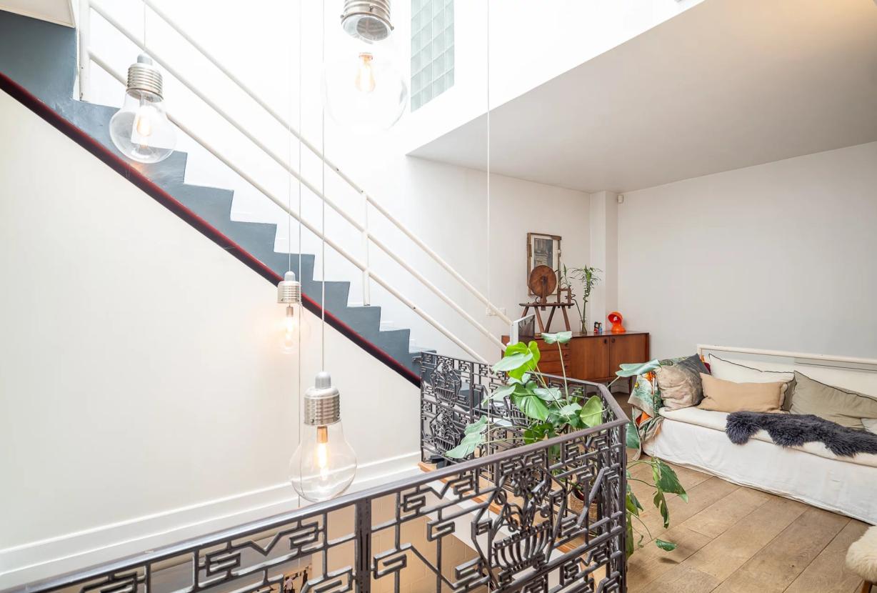 Par036 - Maison de ville avec terrasses en plein cœur du 17e arrondissement
