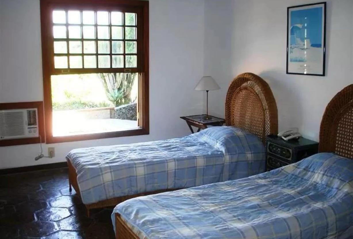 Buz050 - Maison avec vue à Joao Fernandes, Buzios