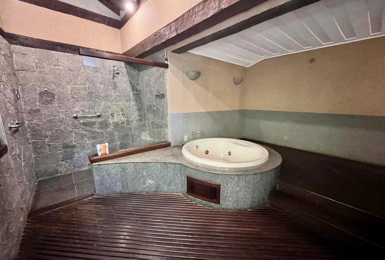 Buz050 - House with views in Joao Fernandes, Buzios