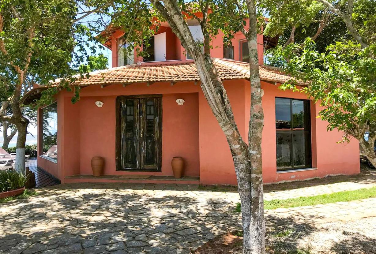 Buz059 – Casa com vista no Alto de Búzios