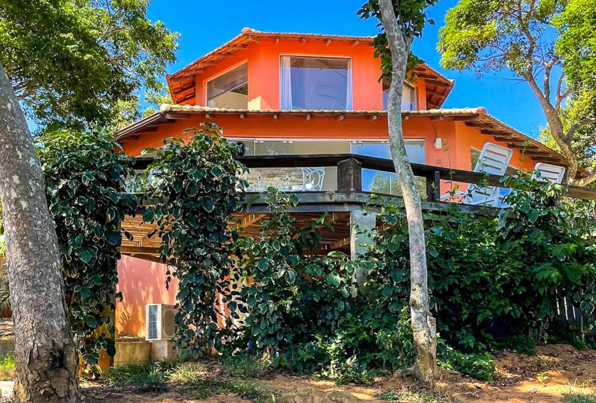 Buz059 – Casa com vista no Alto de Búzios