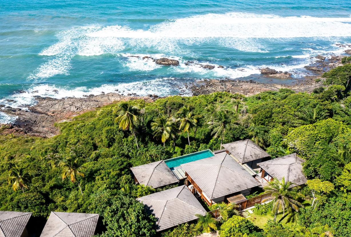Bah171 - Exceptional Oceanfront Villa in Itacaré, Bahia
