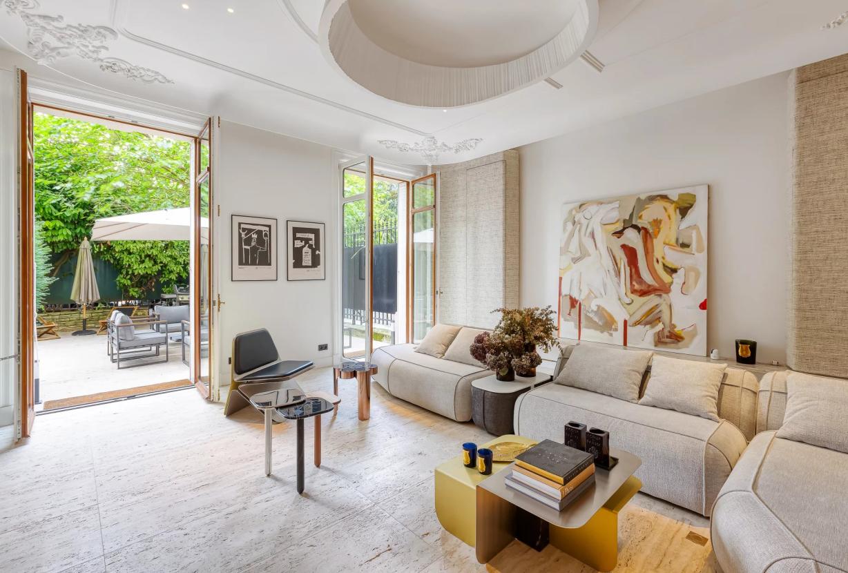Par051 - Garden Apartment on Avenue Foch