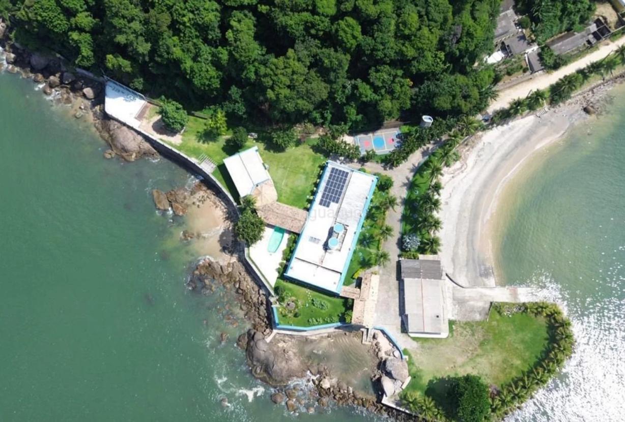 Ang104 - Demeure en Bord de Mer à Mangaratiba