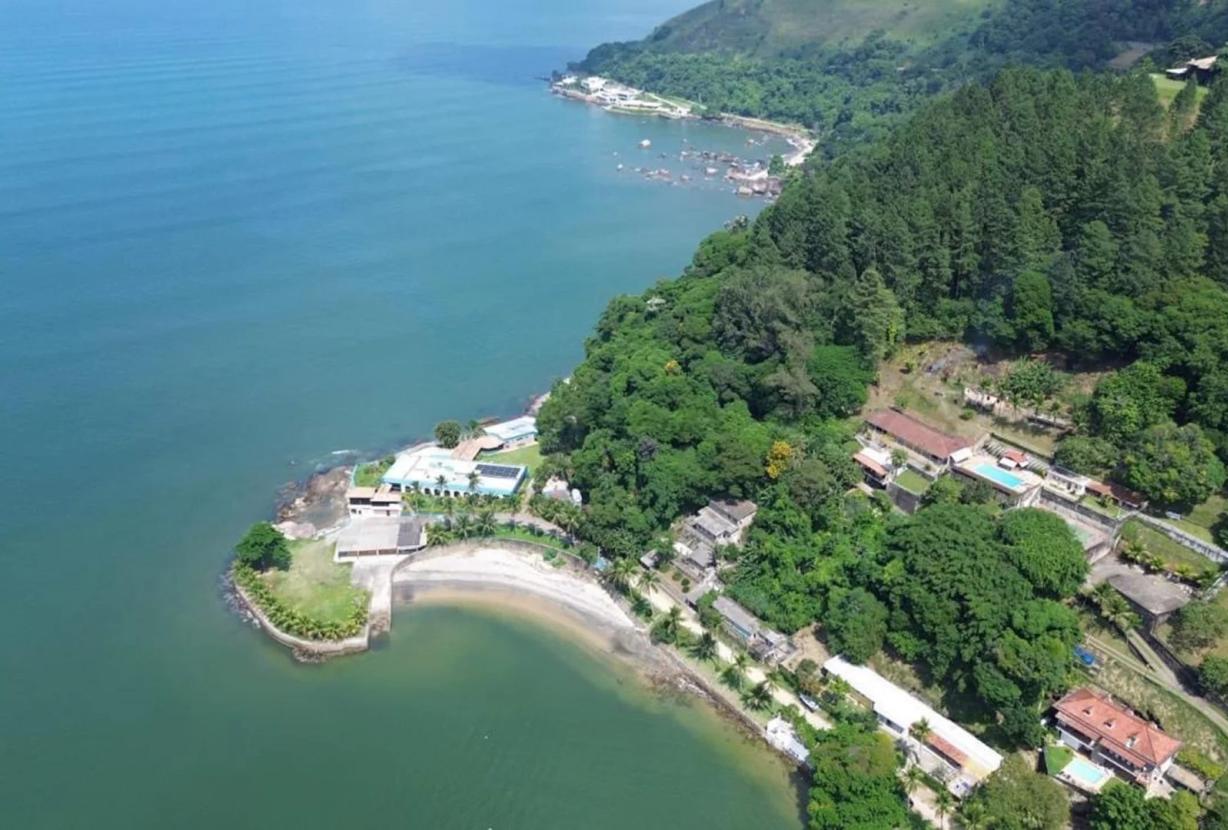 Ang104 - Demeure en Bord de Mer à Mangaratiba