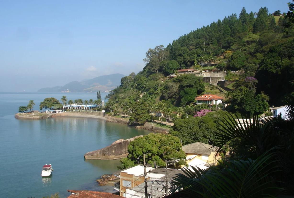 Ang104 - Demeure en Bord de Mer à Mangaratiba