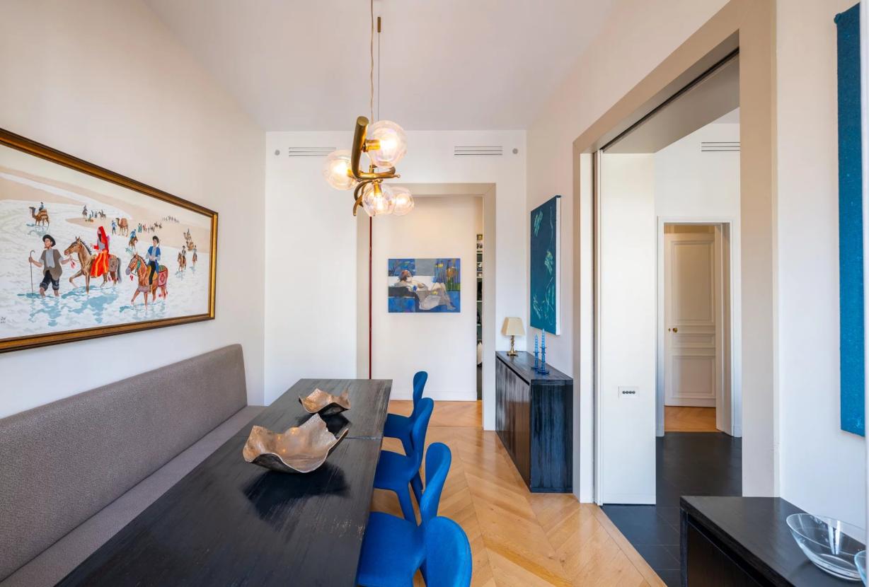 Par070 - Exceptional Apartment in the Heart of Saint-Germain-des-Prés
