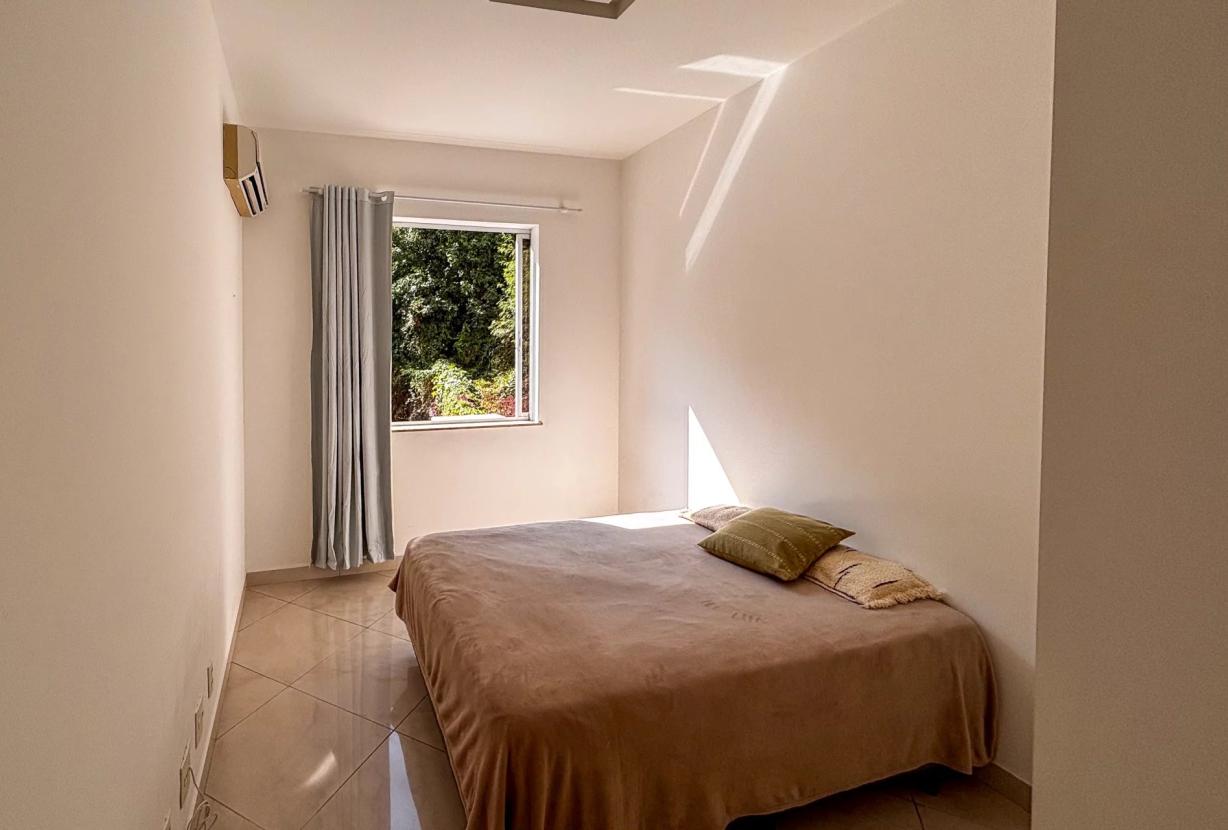 Rio554 - Apartamento para aluguel no Leme