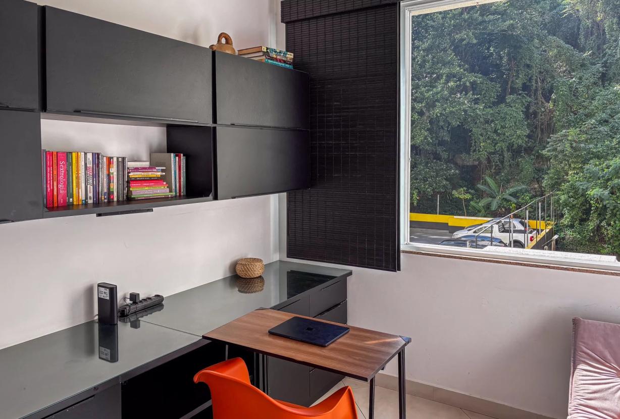 Rio554 - Apartamento para aluguel no Leme
