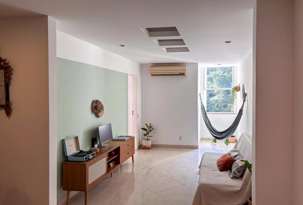 Rio554 - Apartamento para aluguel no Leme