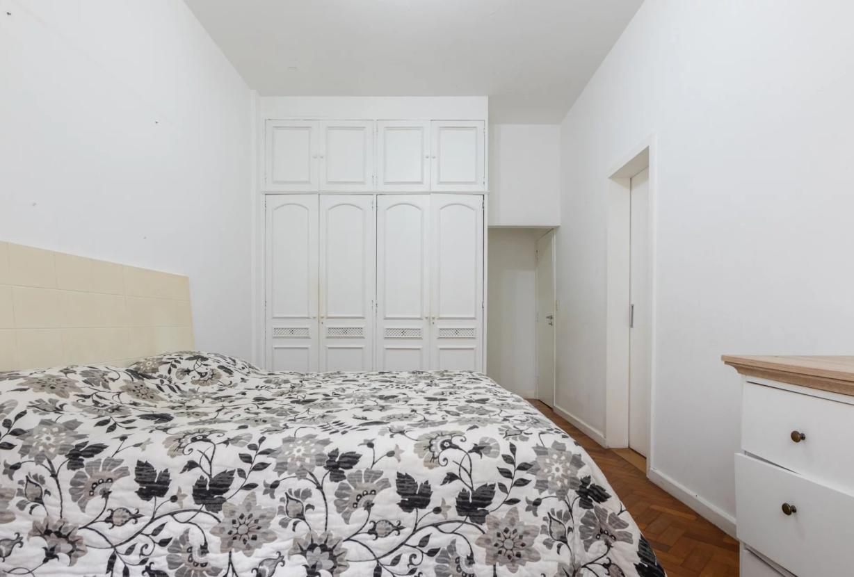 Rio374 - Apartamento espaçoso no Leblon