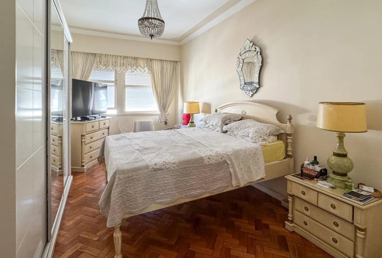 Rio235 - Appartement de 4 chambres à Copacabana