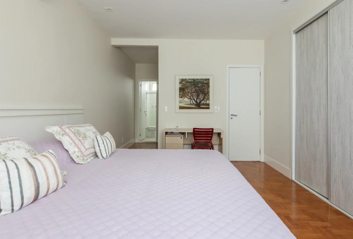 Rio363 - Oceanfront Apartment in Ipanema with 3 Suites