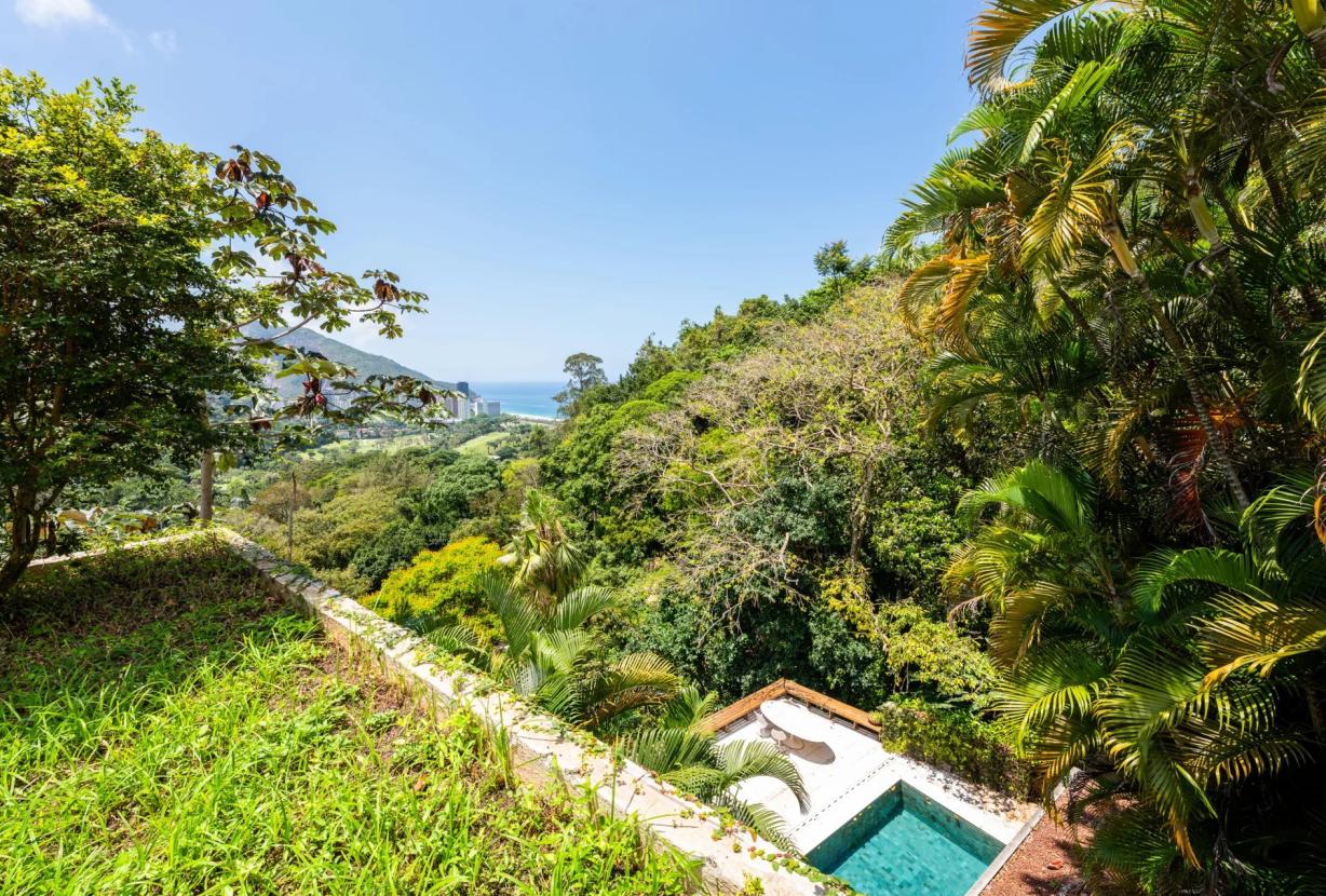 Rio095 - Spectacular villa atop São Conrado
