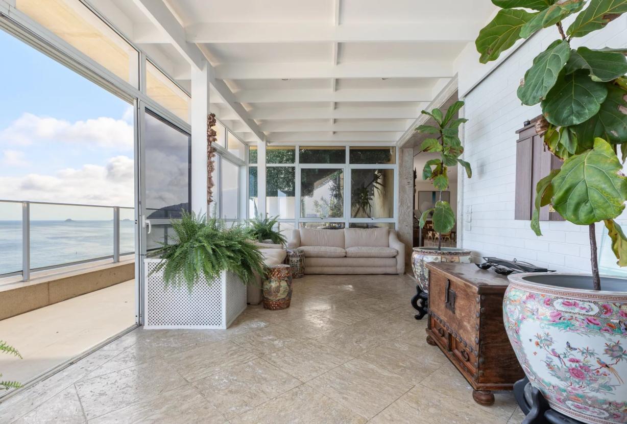 Rio040 - Cobertura mítica no alto do Itacurussá