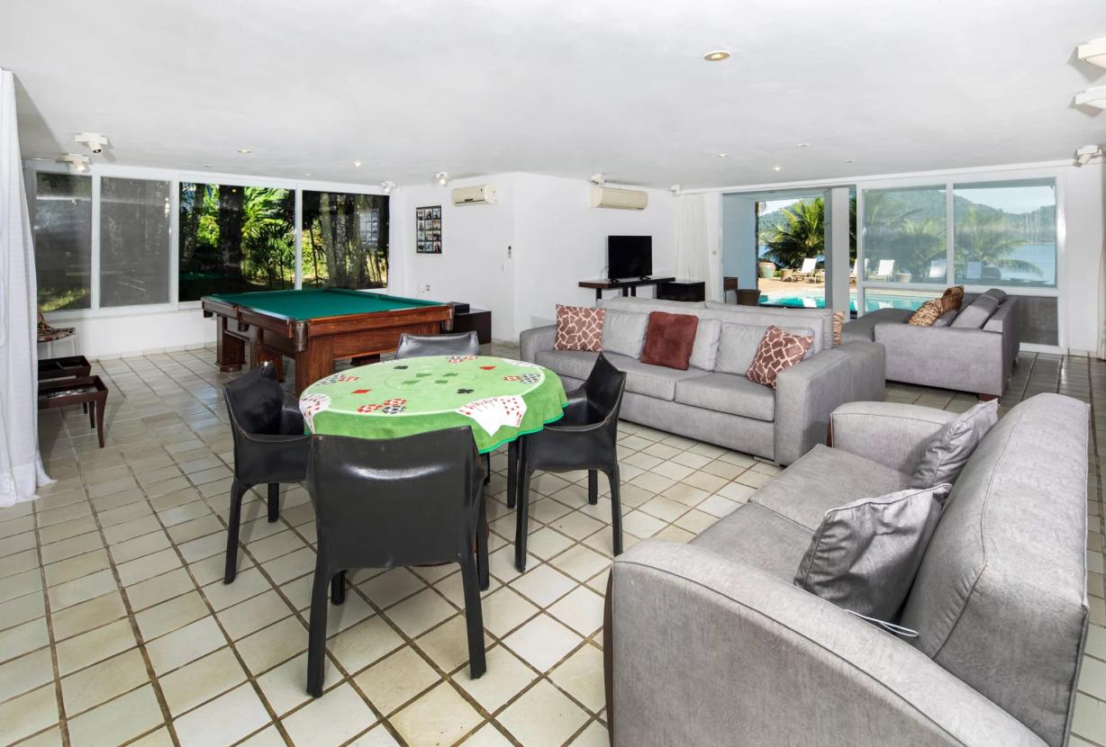 Ang019 - Amazing beach house by the sea in Angra dos Reis