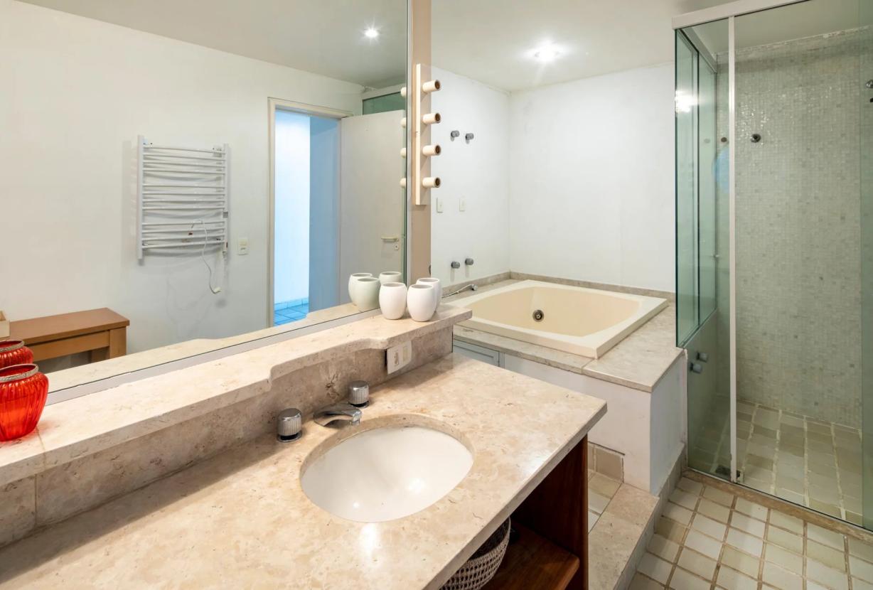 Ang019 - Amazing beach house by the sea in Angra dos Reis