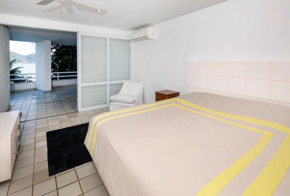 Ang019 - Amazing beach house by the sea in Angra dos Reis