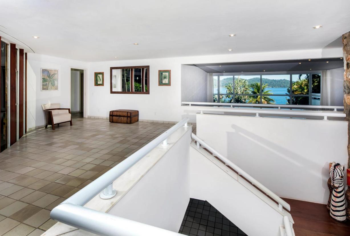 Ang019 - Amazing beach house by the sea in Angra dos Reis