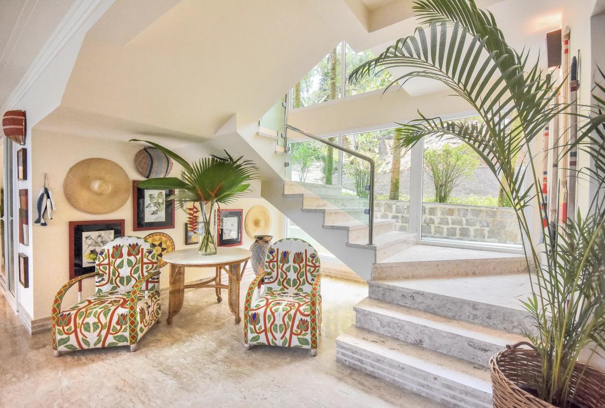 Ang013 - Propriété en bord de mer à Angra dos Reis