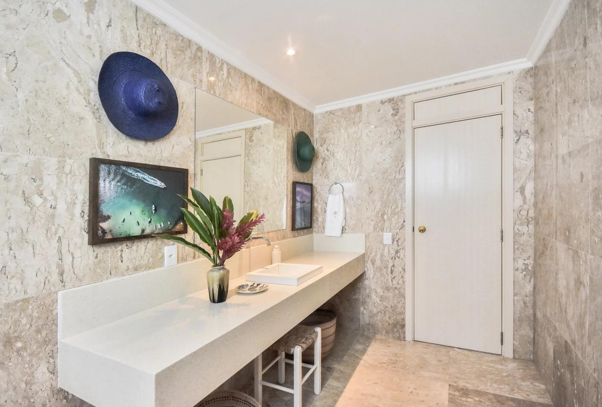 Ang013 - Propriété en bord de mer à Angra dos Reis