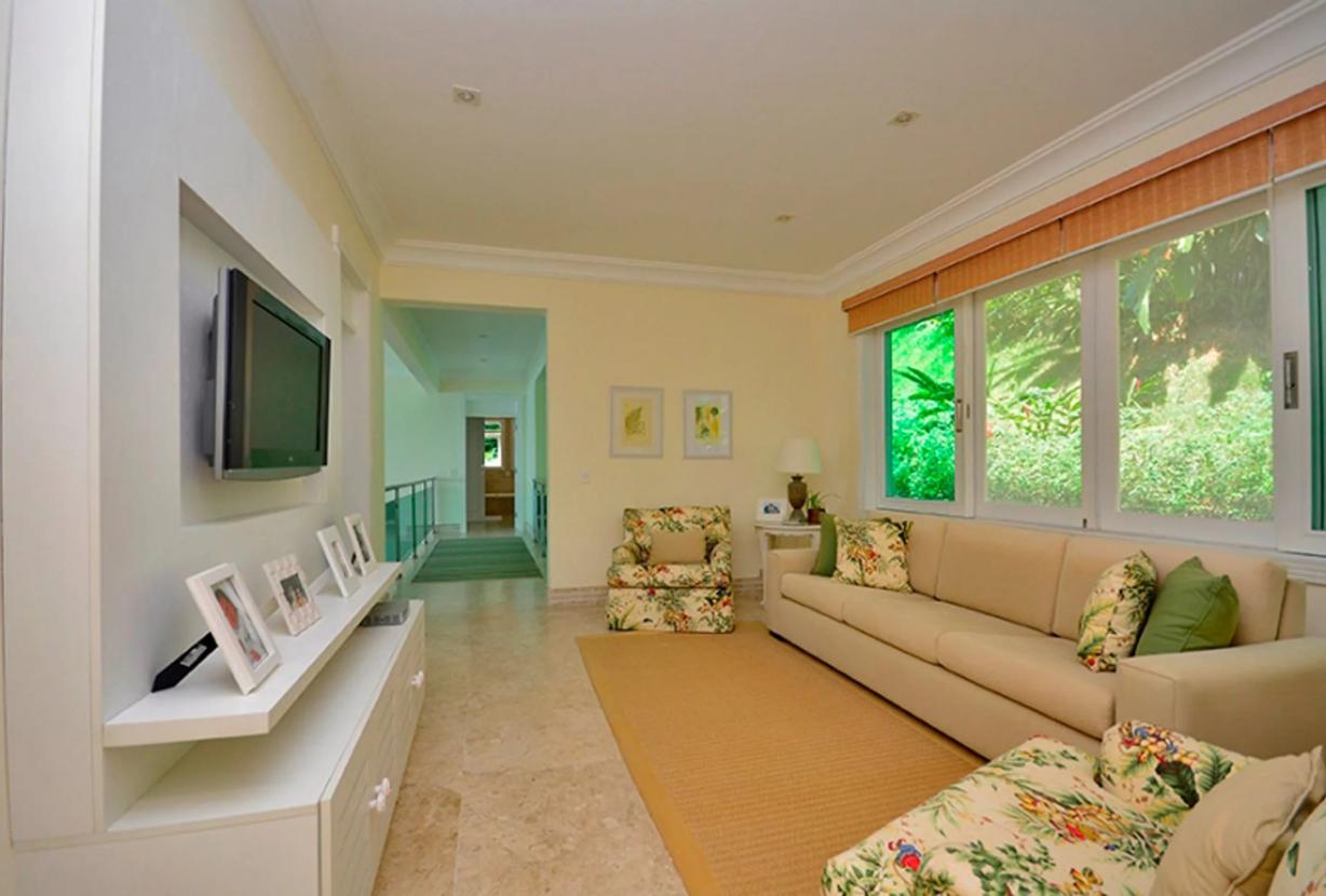 Ang046 - Villa frente al mar en Angra dos Reis