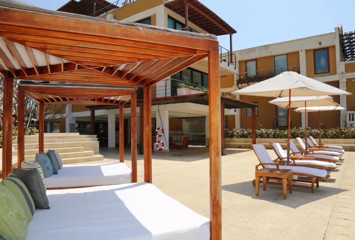 Car002 - Appartement de prestige avec piscine et terrasse