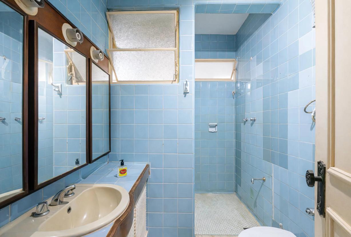 Rio331 - Apartamento para reformar à venda em Copacabana