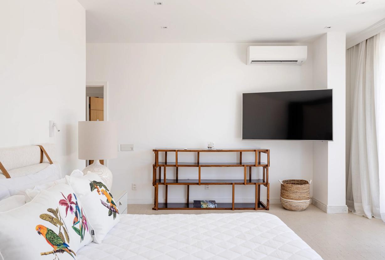 Rio039 - Beachfront penthouse in Copacabana