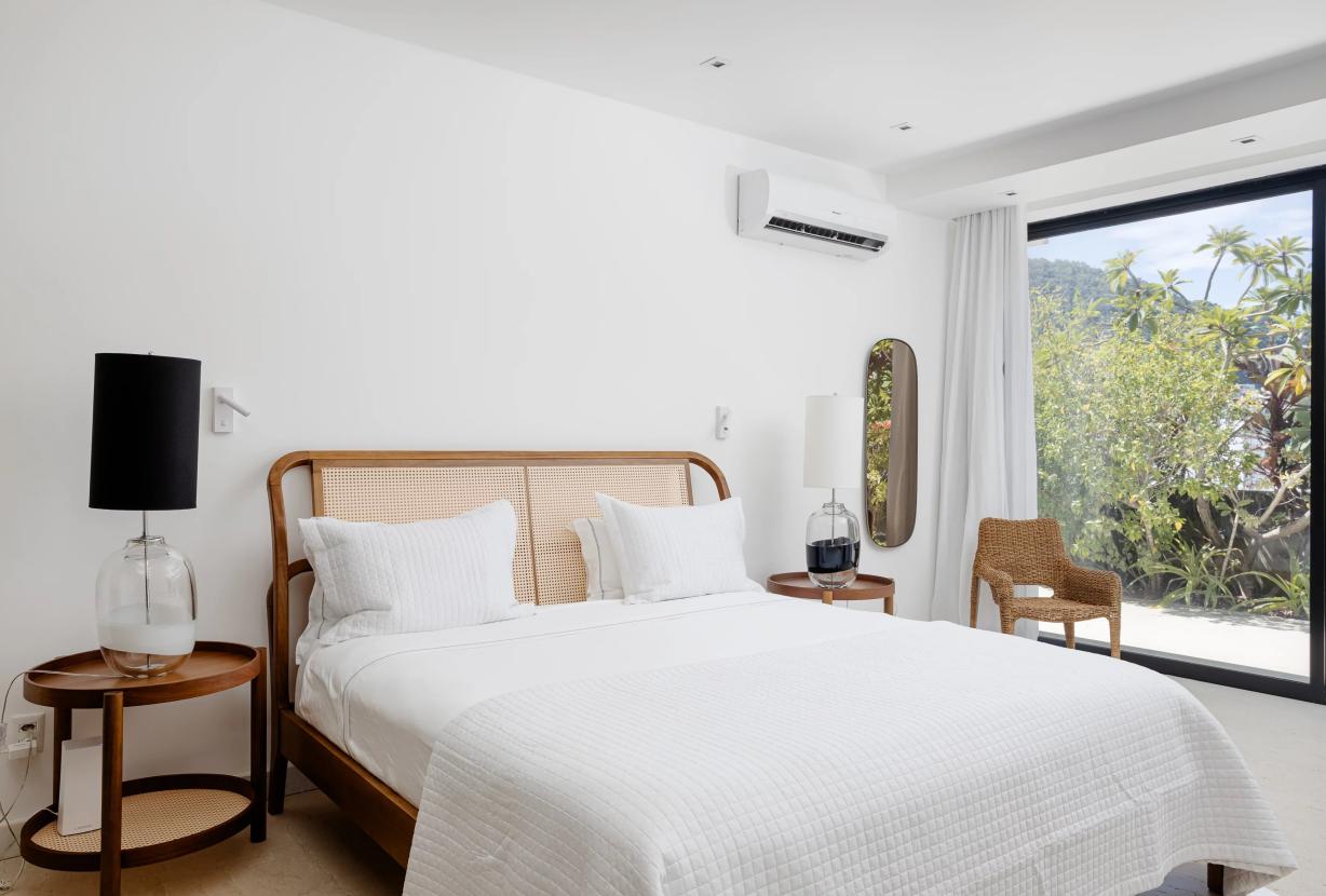 Rio039 - Beachfront penthouse in Copacabana