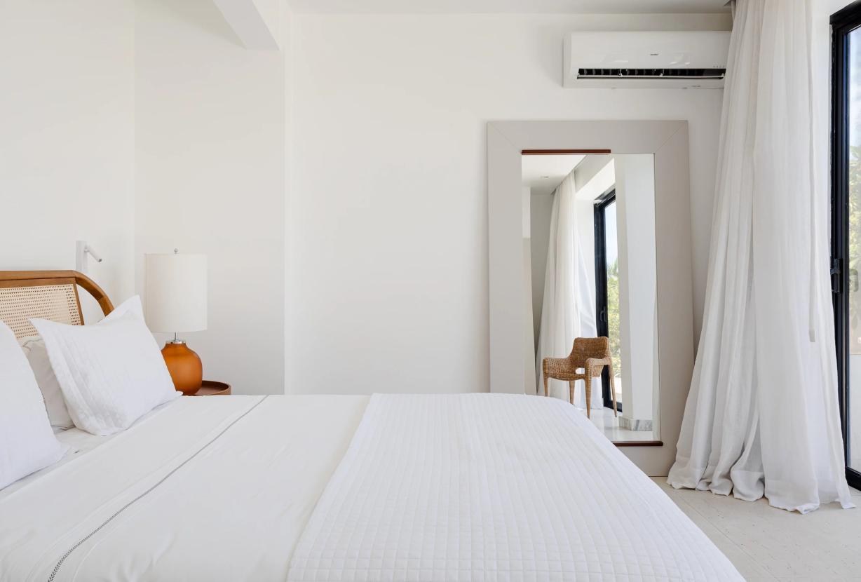 Rio039 - Beachfront penthouse in Copacabana