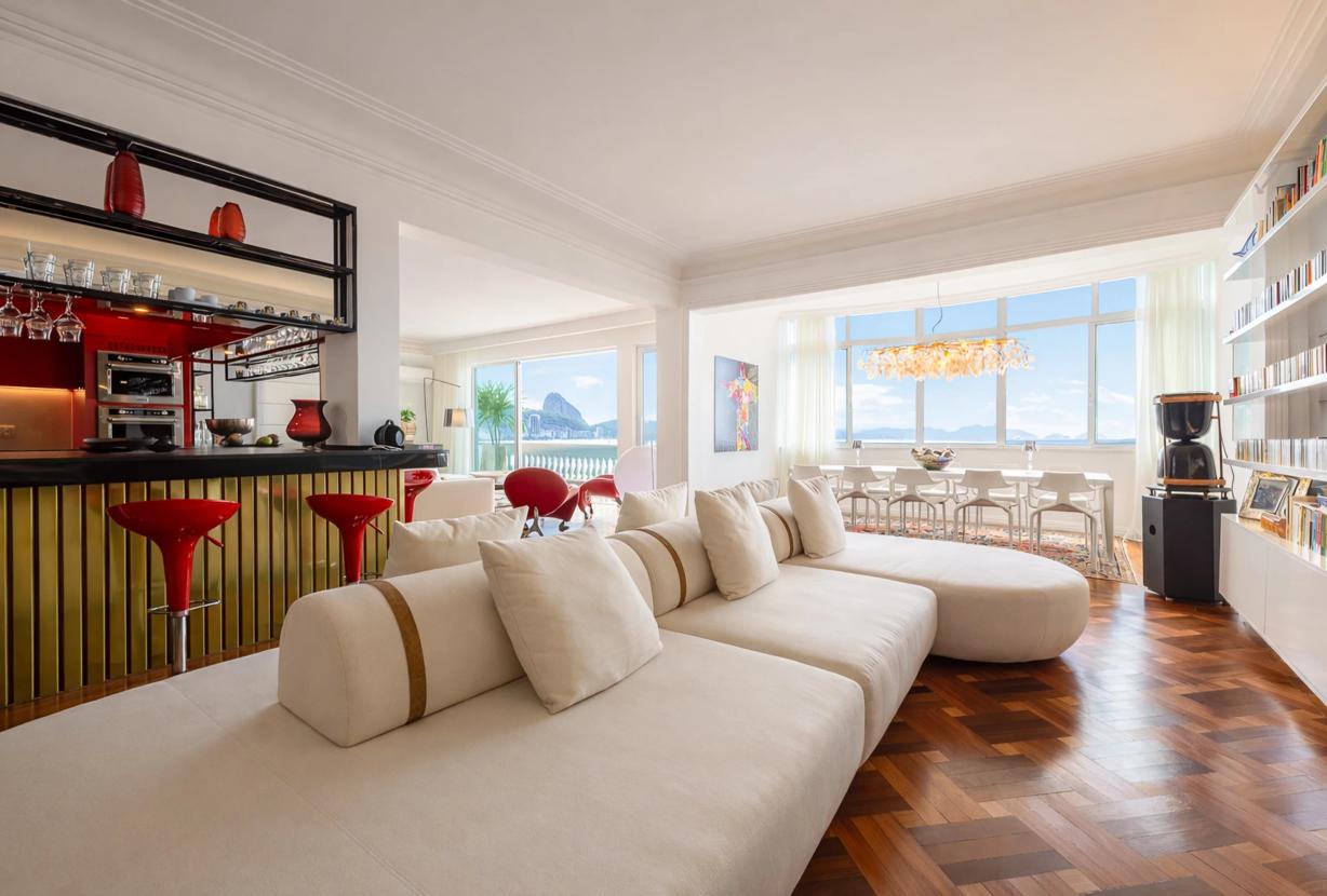 Rio058 - Luxury apartment for sale in Copacabana