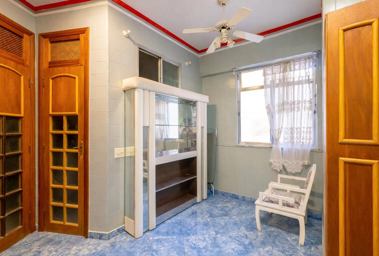 Rio516 - Appartement de 220 m² à rénover à vendre entre Copacabana et Ipanema