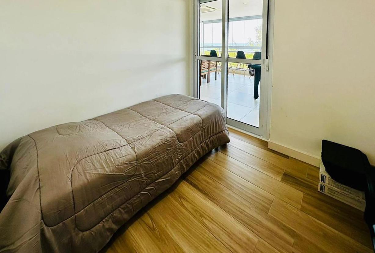 Rio164 - 3-Bedroom beachfront apartment in Recreio dos Bandeirantes