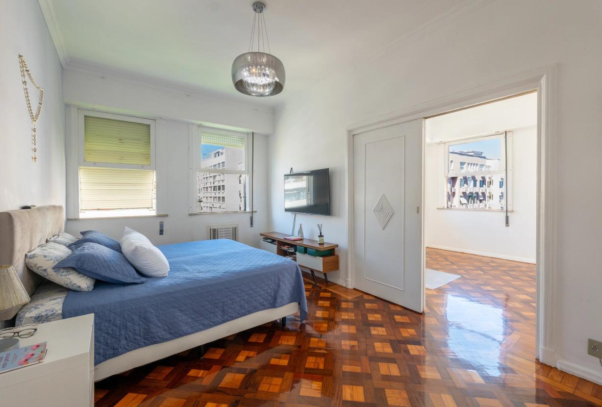 Rio167 - Charming apartment for sale in Copacabana