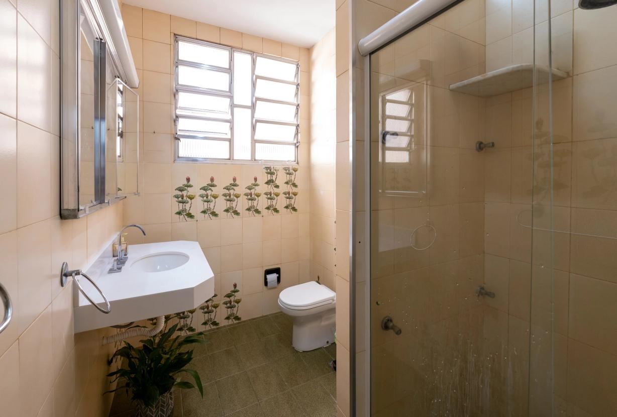 Rio167 - Charming apartment for sale in Copacabana