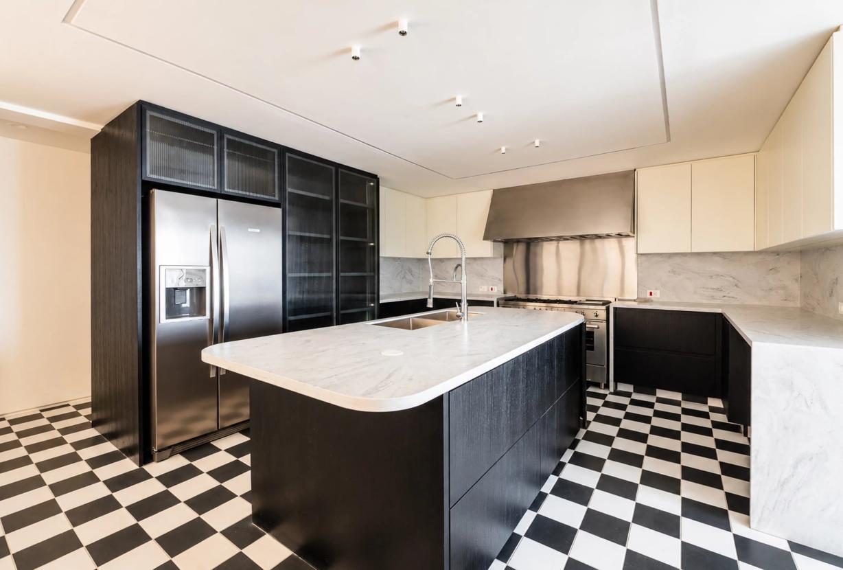 Rio312 - Fully renovated penthouse on Vieira Souto