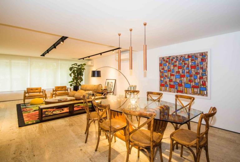 Rio125 - Charming 3 bedroom apartment in Copacabana