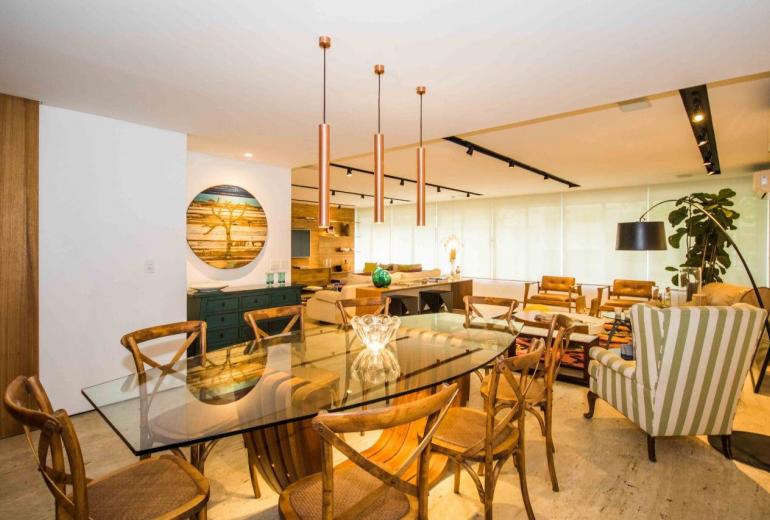 Rio125 - Charming 3 bedroom apartment in Copacabana