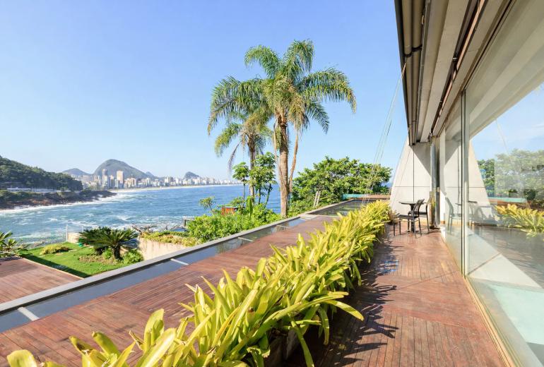 Rio006 - Excepcional villa en venta en Leblon