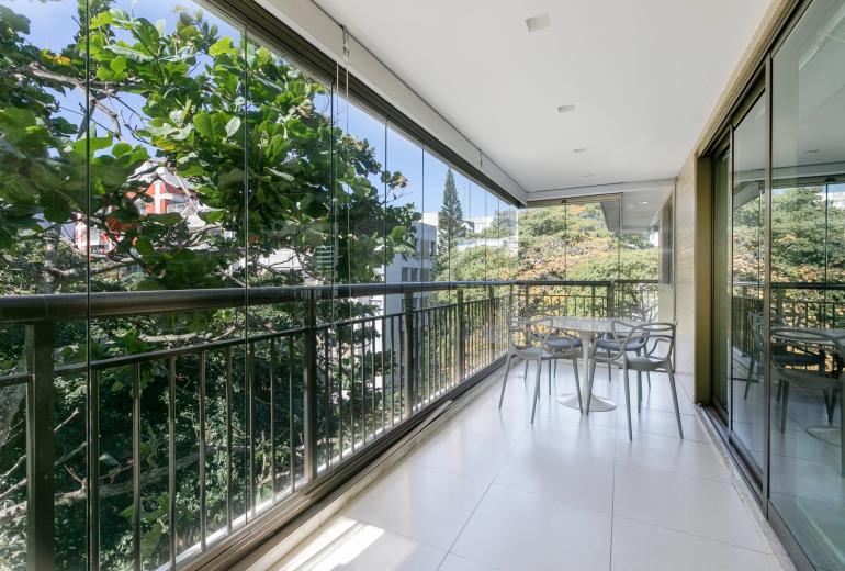 Rio281 – Duplex Apartment for Sale in Leblon