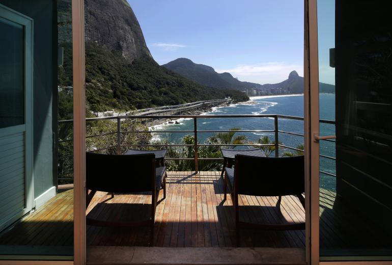 Rio295 - Exceptional Villa with Panoramic Views in Joá